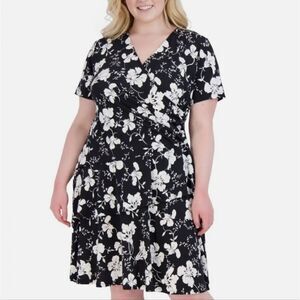 BRAND NEW WOMEN'S SUMMER WRAP  V-NECK FLORAL PRINT DRESS